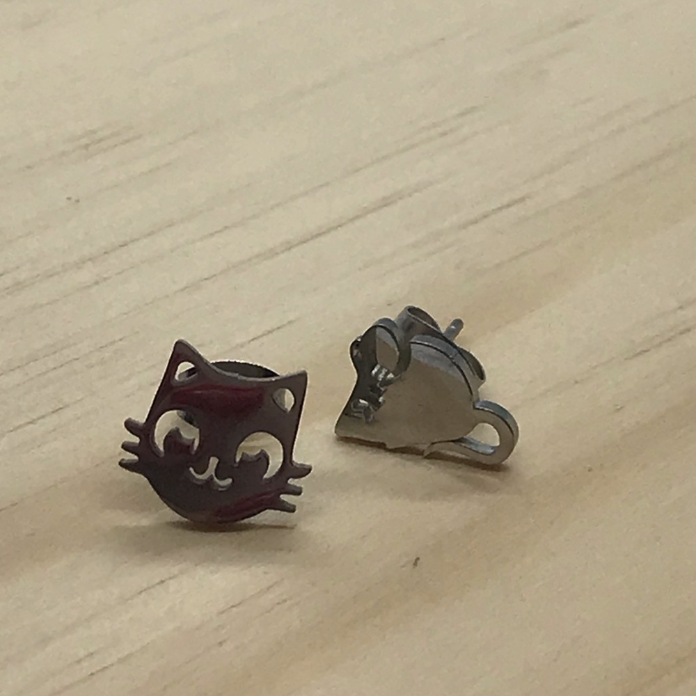 Stainless Steel Cat Mouse Stud Earrings - Picture 2 of 4